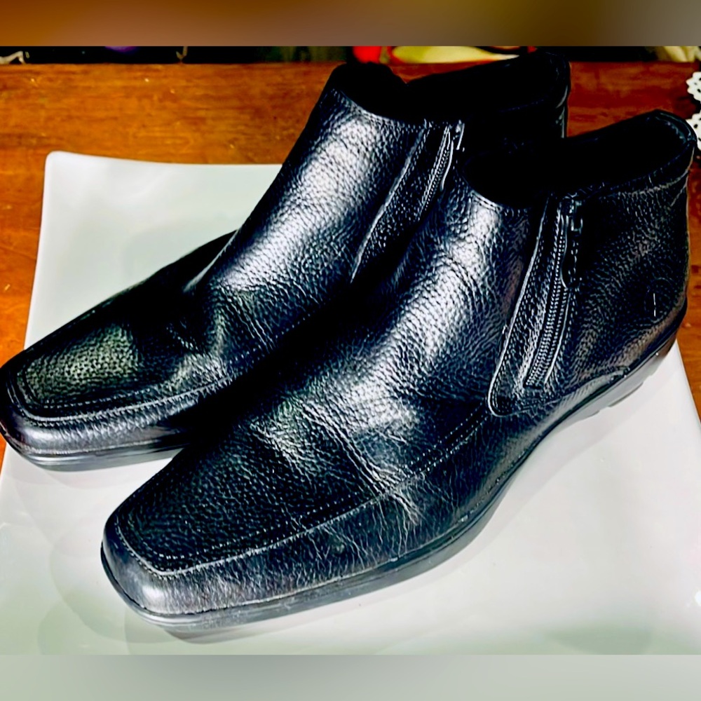 Browns English Bay Artica, zipper entry "Thinsulate" fleece lined Size8 NWOT